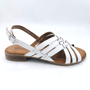 Vueva WD314R56 bianco sandalo piatto in pelle con fasce incrociate e cinturino regolabile posteriore
