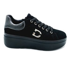 Carica l'immagine nel visualizzatore di Gallery, Donna serena 3E6202DM nero sneakers donna in pelle scamosciata con lacci e cerniera
