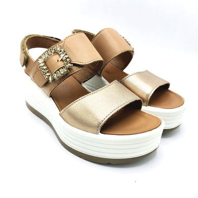 Igi&co 7667311 champagne sandalo donna in pelle con doppia fascia in velcro di cui una posteriore e una con decorazione in strass
