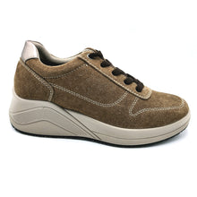 Carica l'immagine nel visualizzatore di Gallery, Igi&amp;co 2150855 fango sneakers donna in pelle scamosciata con lacci elasticizzati
