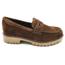 Carica l'immagine nel visualizzatore di Gallery, Tamaris 1-24752-47 cognac mocassino basso donna in pelle scamosciata con suola in gomma
