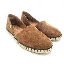 Carica l'immagine nel visualizzatore di Gallery, Verbenas CARMEN marrone espadrillas basse in pelle scamosciata . Made in Spain
