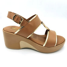 Carica l'immagine nel visualizzatore di Gallery, Valleverde 63121 cuoio sandalo in pelle bianco con riporti platino e decorazione frontale
