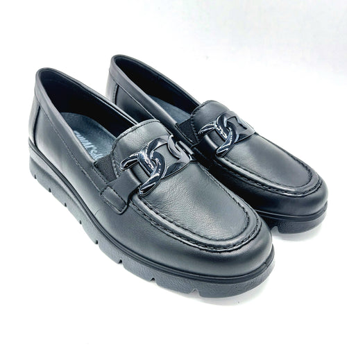 Enval 8756700 nero mocassino classico in pelle con decorazione frontale e soletta estraibile in memory foam  