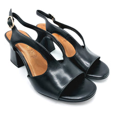 Carica l'immagine nel visualizzatore di Gallery, Tamaris 1-28316-44 nero sandalo in pelle con scollo a V e tacco largo foderato di 7 cm
