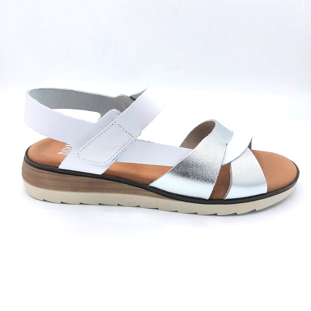 Pavana VENTURA bianco sandalo donna basso in pelle con dettagli color argento e sottopiede imbottito in tessuto traspirante