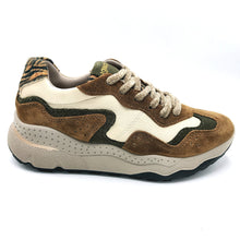 Carica l'immagine nel visualizzatore di Gallery, Igi&amp;co 2176100 cognac sabbia sneakers donna in pelle scamosciata e pelle con lacci in velluto
