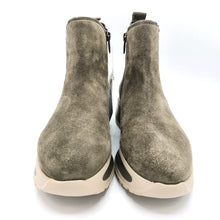 Carica l&#39;immagine nel visualizzatore di Gallery, Callaghan 61607 grigio
