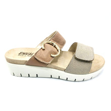 Carica l&#39;immagine nel visualizzatore di Gallery, Enval 7790111 beige ciabatta linea comoda in pelle con fdera pelle  dotato di doppia fascia con chiusura con velcro
