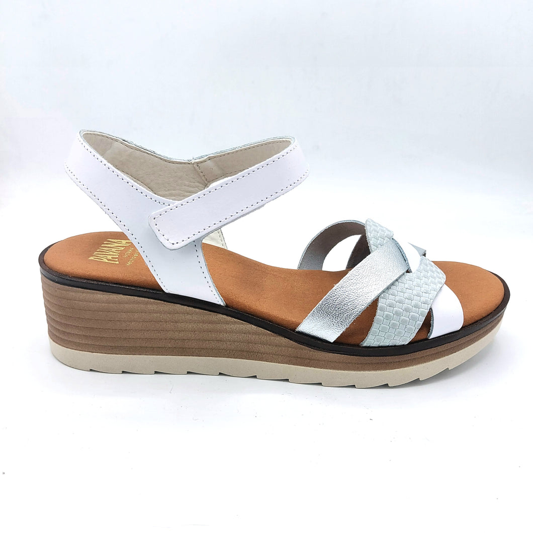 Pavana CECLIA bianco sandalo con zeppa, dotato di braccialetto con chiusura a strappo e sottopiede imbottito