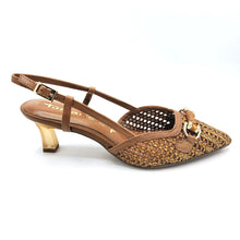 Carica l'immagine nel visualizzatore di Gallery, Tamaris 1-29634-44 slingback in rafia con tacco 5,5 cm e applicazione decorativa centrale
