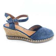 Carica l'immagine nel visualizzatore di Gallery, Verbenas Maggie blu espadrillas in pelle scamosciata con braccialetto e zeppa in corda di 6 cm
