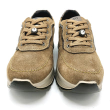 Carica l'immagine nel visualizzatore di Gallery, Igi&amp;co 2172933 taupe sneakers donna stringata in pelle scamosciata con dettaglio decorativo removibile
