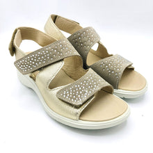 Carica l&#39;immagine nel visualizzatore di Gallery, Enval 7776822 platino sandalo donna linea comoda in pelle e pelle scamosciata con strass decorativi
