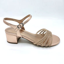 Carica l'immagine nel visualizzatore di Gallery, Tamaris 1-28248-44 rose glam sandalo elegante vegan con strette fasce di strass in tinta e tacco di 5 cm
