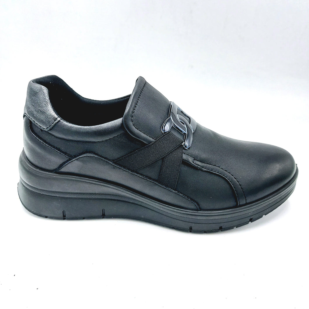 Enval 8778000 nero mocassino donna in pelle con decorazione frontale e soletta estraibile in memory foam
