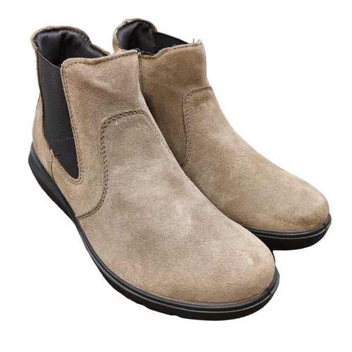 Enval 8773611 fango stivaletto basso in pelle scamosciata con elastico e cerniera. Dotata di forma ampia