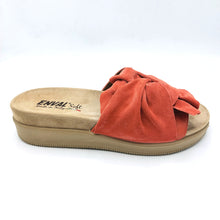 Carica l'immagine nel visualizzatore di Gallery, Enval 1287833 arancio ciabatta bassa in pelle scamosciata con fiocco decorativo
