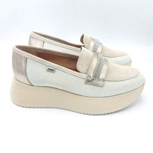 Carica l&#39;immagine nel visualizzatore di Gallery, Callaghan 60303 beige
