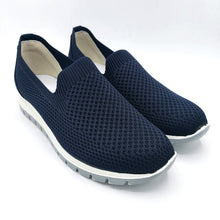 Carica l'immagine nel visualizzatore di Gallery, Igieco 7658611 blu sneakers donna in tessuto elasticizzato con soletta estraibile in memory foam
