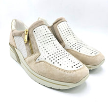 Carica l'immagine nel visualizzatore di Gallery, Valleverde VNF551W beige  sneaker in vitello traforato con cerniera laterale

