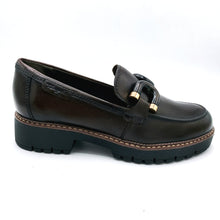 Carica l'immagine nel visualizzatore di Gallery, Tamaris 1-24740-47 marrone mocassino donna in pelle con morsetto decorativo frontale e suola in gomma
