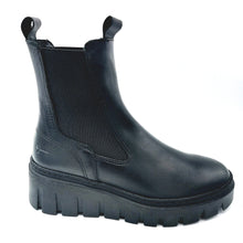Carica l'immagine nel visualizzatore di Gallery, Tamaris 1-25489-45 nero stivaletto modello Chelsea in pelle con zeppa in gomma di 6 cm  plateau di 3 cm
