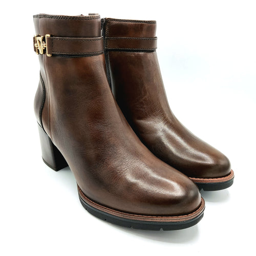 Valleverde 17204 marrone stivaletto in pelle con tacco largo di 7 cm e dettaglio decorativo laterale con logo
