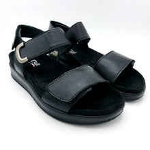 Carica l'immagine nel visualizzatore di Gallery, Enval 1287900 nero sandalo in pelle linea comoda con triplo velcro regolabile
