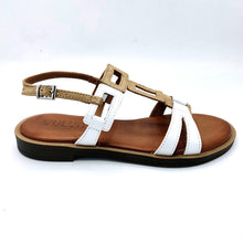 Carica l'immagine nel visualizzatore di Gallery, Vueva WD425R33 beige e bianco sandalo basso in pelle e pelle scamosciata con sottopiede imbottito 
