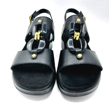 Carica l'immagine nel visualizzatore di Gallery, Enval 1292700 nero sandalo doppia fascia con accessorio centrale e zeppa di 6 cm in gomma

