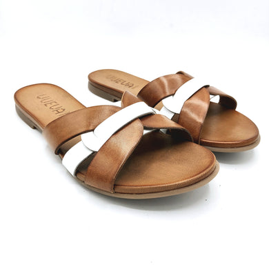 Vueva WD133R03 cuoio e bianco ciabattina piatta in pelle con suola in gomma