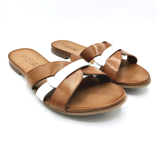 Vueva WD133R03 cuoio e bianco ciabattina piatta in pelle con suola in gomma