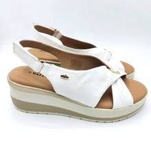 Carica l'immagine nel visualizzatore di Gallery, Valleverde VGI320W bianco
