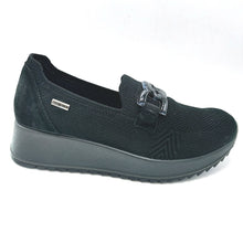Carica l'immagine nel visualizzatore di Gallery, Enval 2285200 nero slip on donna in tessuto traspirante e impermeabile con soletta estraibile in memory foam
