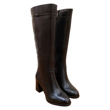 Carica l&#39;immagine nel visualizzatore di Gallery, Tamaris 1-25530-45 nero stivale in pelle con tacco di 8 cm e cerniera posteriore per una migliore regolazione del polpaccio
