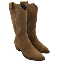 Carica l'immagine nel visualizzatore di Gallery, Tamaris 1-25701-42 cuoio stivale texano in pelle scamosciata con chiusura a mezza cerniera
