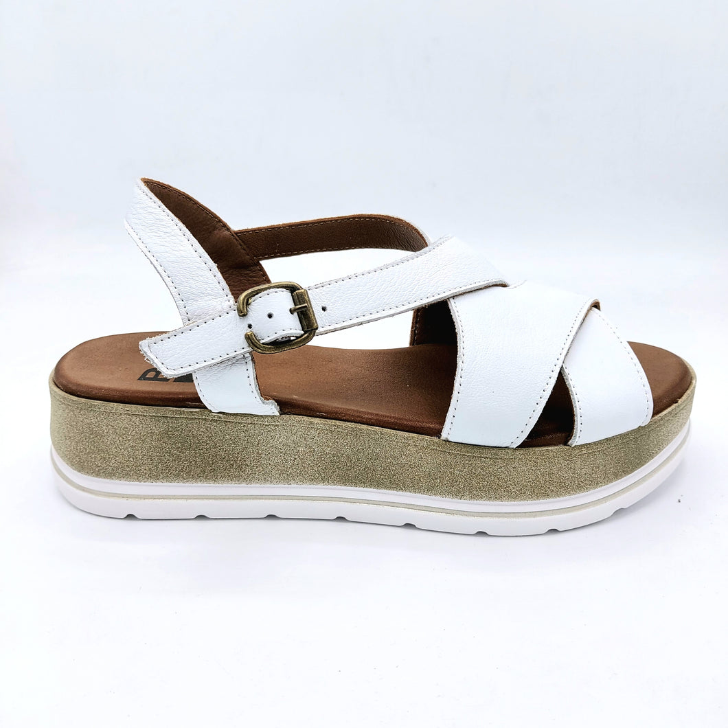 Bueno WE3402 bianco sandalo in pelle con zeppa di 4,5 cm con chiusura con fibbia