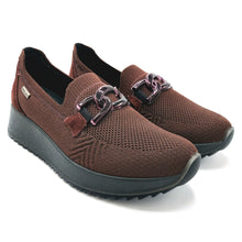 Carica l'immagine nel visualizzatore di Gallery, Enval 2285211 vino slip on donna in tessuto traspirante e impermeabile con soletta estraibile in memory foam
