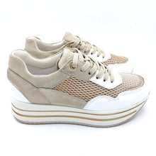 Carica l&#39;immagine nel visualizzatore di Gallery, Igi&amp;co 1661900 bianco e beige sneakers donna con lacci con suola in gomma 4,5 cm e plantare estraibile
