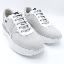 Carica l&#39;immagine nel visualizzatore di Gallery, Callaghan 51201 bianco sneakers donna con lacci
