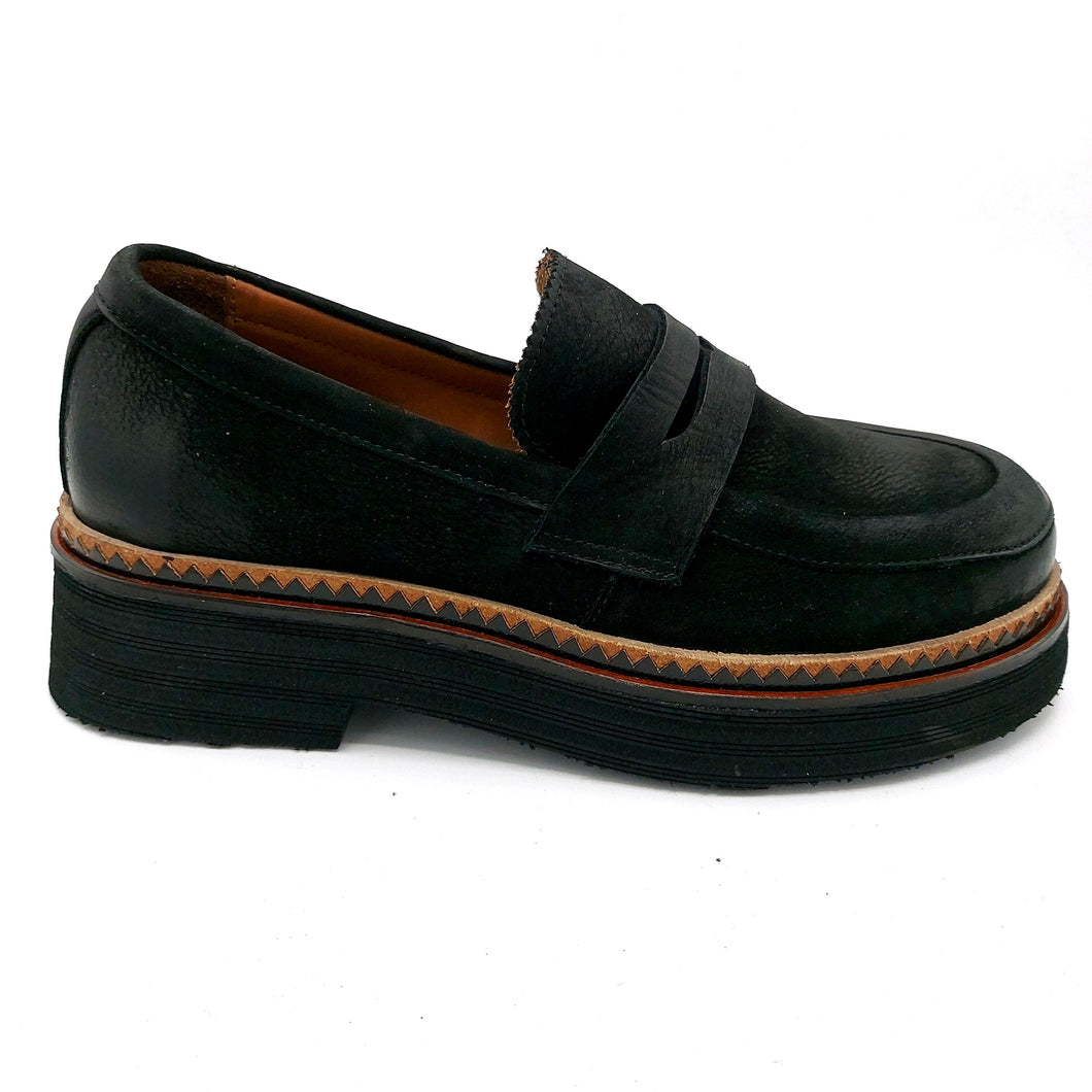 Bueno WV0404 nero mocassino donna in nabuk ingrassato con guardolo cuoio