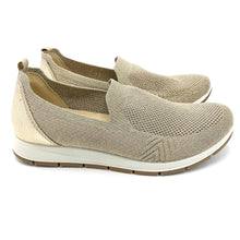 Carica l&#39;immagine nel visualizzatore di Gallery, Enval 3757633 taupe sneakers slip on in tessuto elasticizzato con soletta estraibile in memory foam e suola in gomma
