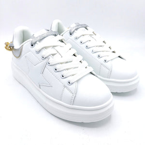 Shop art sass230200 bianco sneakers donna con accessorio