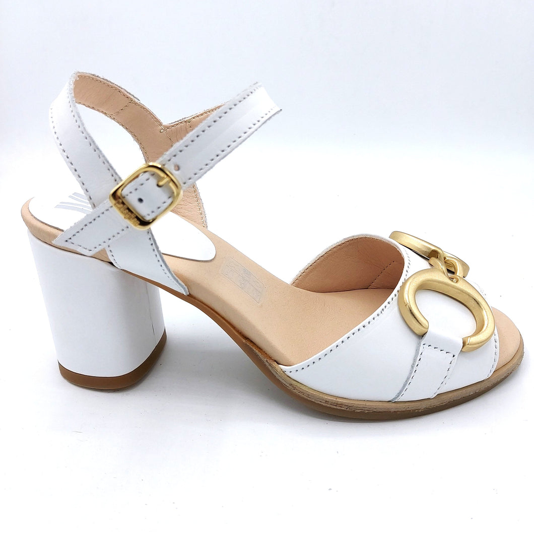 Callaghan 31902 bianco sandalo donna tacco foderato di 8 cm con metallo color oro decorativo