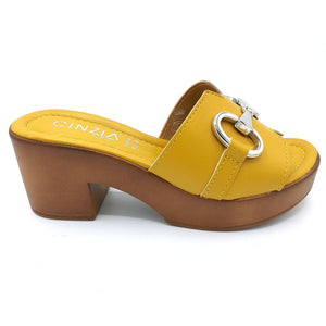 Cinzia soft IAF203350 giallo ciabatta donna in pelle con applicazione in metallo