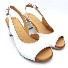 Carica l&#39;immagine nel visualizzatore di Gallery, Bueno WS6200 bianco sandalo donna interamente in pelle con suola sintetico et tacco 7 cm foderato in tinta
