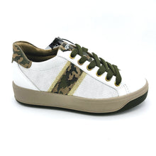 Carica l&#39;immagine nel visualizzatore di Gallery, Igi&amp;co 8172511 bianco con riporti animalier sneakers donna con lacci
