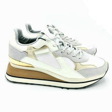 Carica l&#39;immagine nel visualizzatore di Gallery, Replay RS4M0001S bianco oro sneakers donna con lacci
