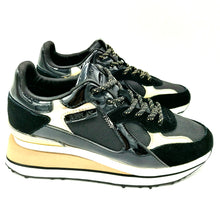 Carica l&#39;immagine nel visualizzatore di Gallery, Replay RS4M0001S nero oro sneakers donna con lacci e inserti oro
